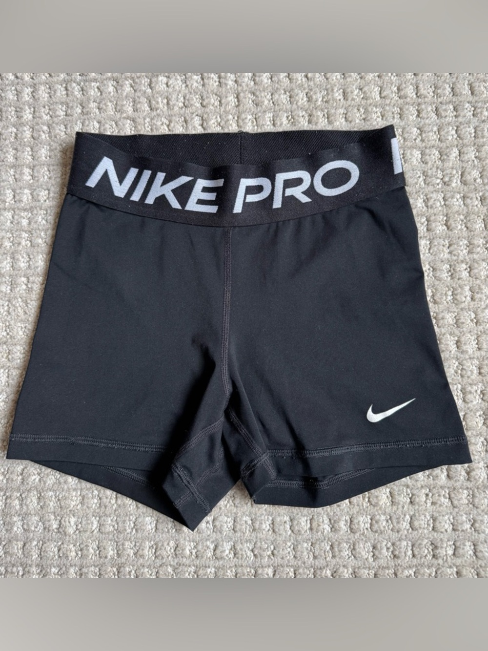 Nike pro black shorts
